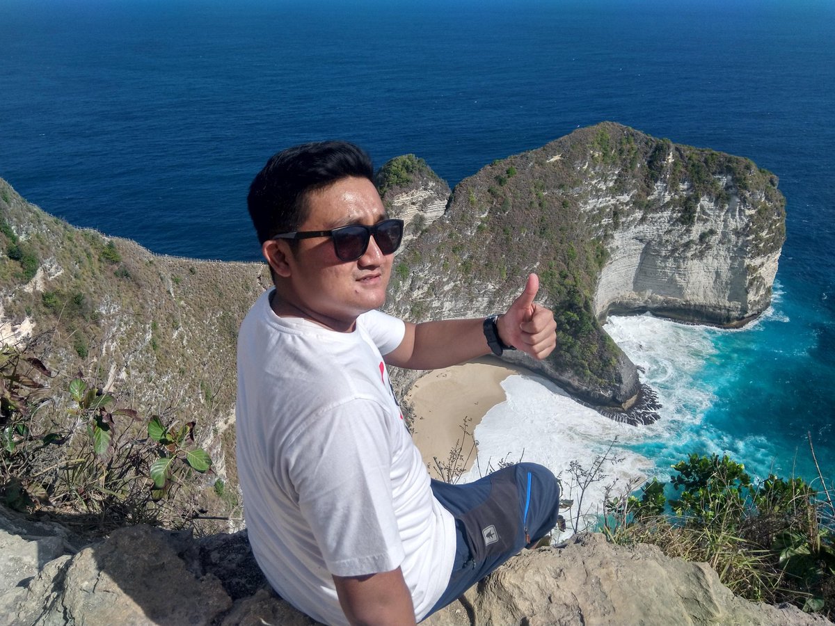 sariphamid's tweet photo. get some sea air... https://t.co/zvrwmVNUd7
