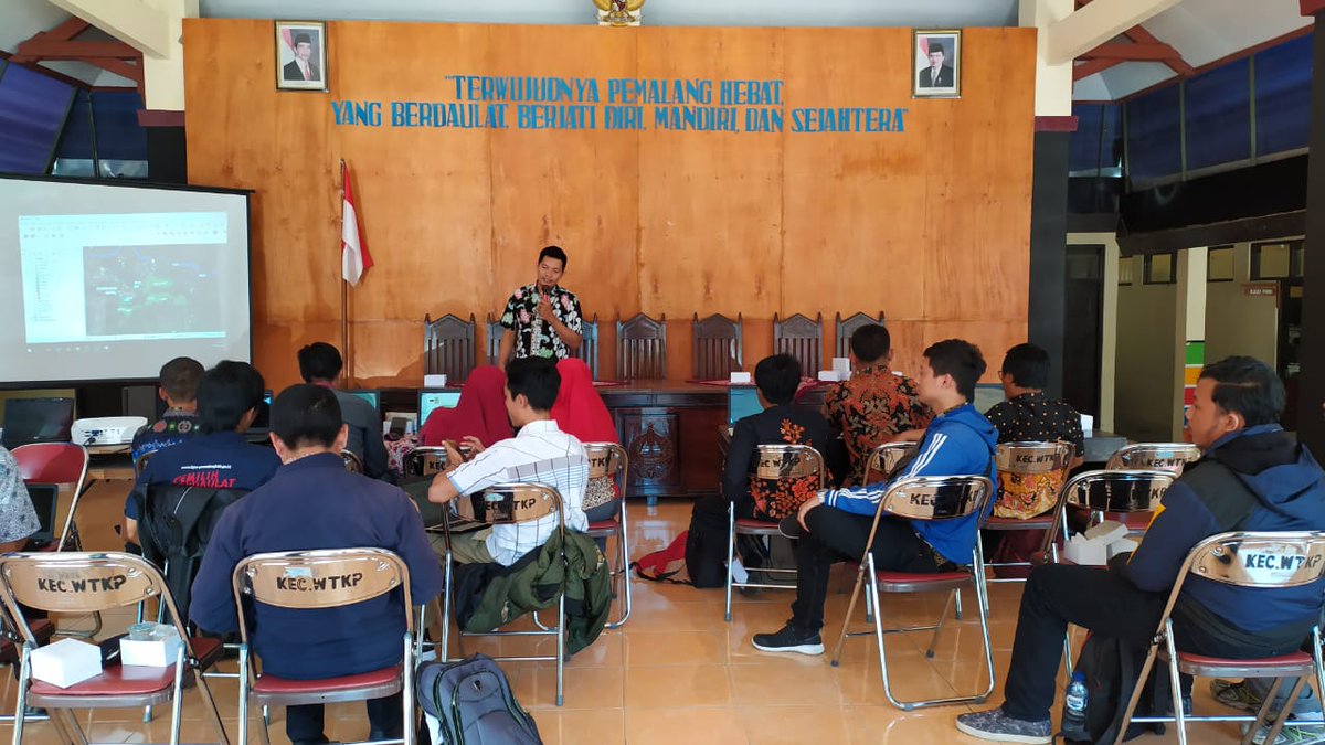puspindes's tweet photo. Hari ini pelatihan peta desa, untuk desa desa di @Kec_Watukumpul

#Desapintar https://t.co/uZ9ztyPm61