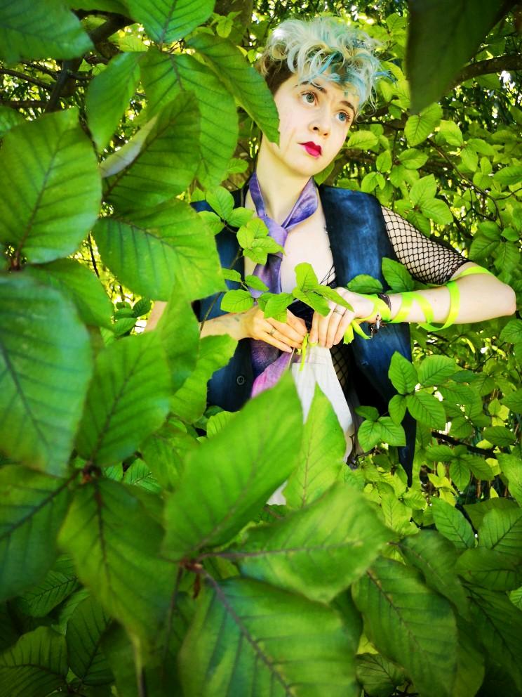 DeathDC_'s tweet photo. @Delirium_endles @Death_ofEndless //😂😂 well... I think I have like 40 photos of my Delirium Shoot but let's show my 3 fav (and a bonus with my Death cosplay 😂) https://t.co/55rCFVI1h5
