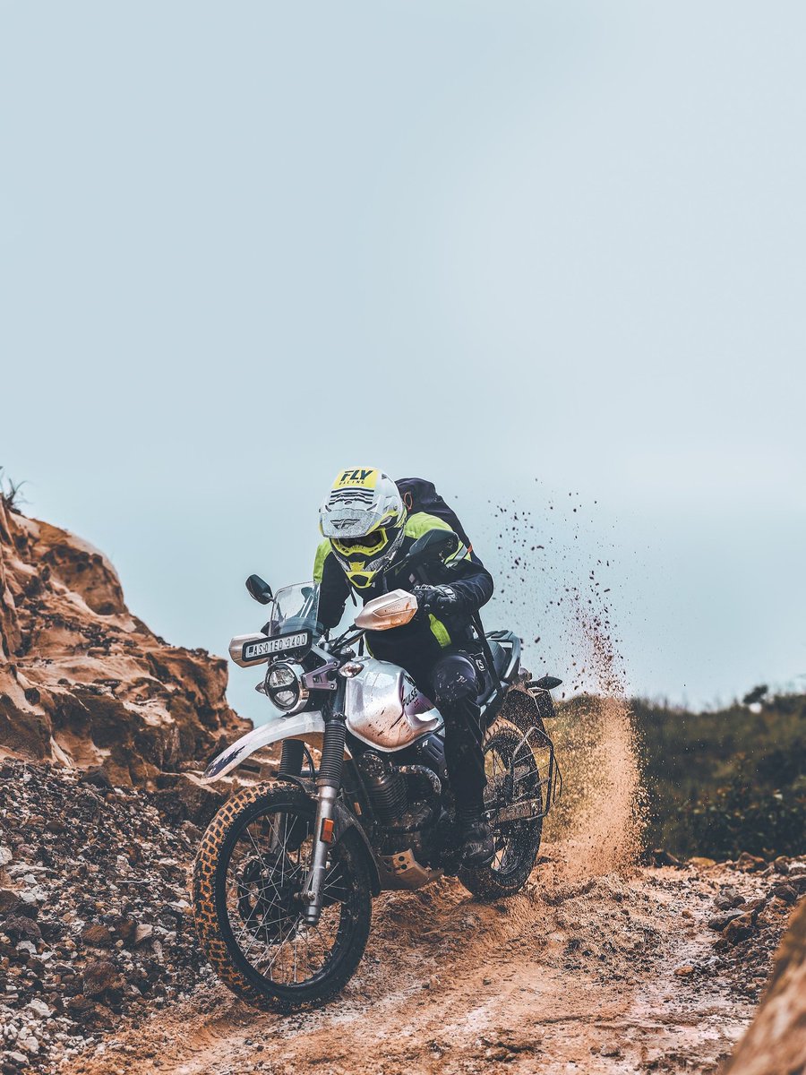 MayurMahanta46's tweet photo. The moment I saw her, I knew we were getting dirty!
Good times with @HeroMotoCorp Xpulse 200

#AssamBikers #Heromotocorp #Xpulse #xRide19 #Xpulse200 #Meghalaya #NortheastIndia #India https://t.co/nveytoGdrf