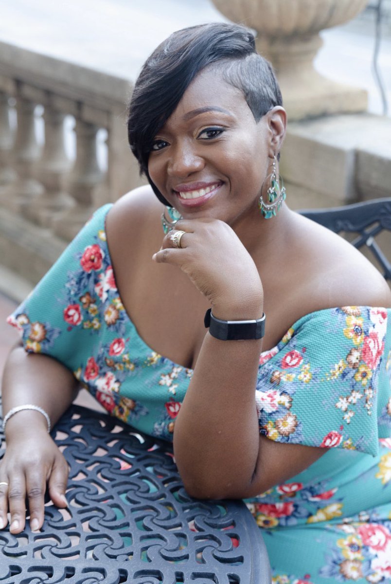TeachSingleton's tweet photo. This is 40!!! Happy Birthday to Me!!! Thanking God for ALL the wonderful blessings I have been afforded during these 40 years of life! Excited to see what the next 40 unfold! #chapter40 #aug6 #leolady #celebratingALLmonth https://t.co/HgS1Npj9ZS