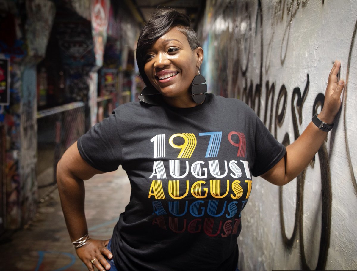TeachSingleton's tweet photo. This is 40!!! Happy Birthday to Me!!! Thanking God for ALL the wonderful blessings I have been afforded during these 40 years of life! Excited to see what the next 40 unfold! #chapter40 #aug6 #leolady #celebratingALLmonth https://t.co/HgS1Npj9ZS