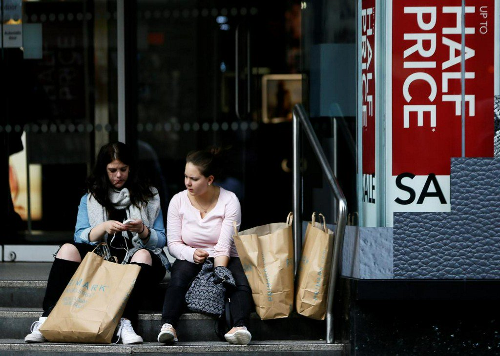 Reuters's tweet photo. UK retailers suffer weakest July sales growth on record: BRC https://t.co/NCmJm80hdX https://t.co/cIFEFRJlF2