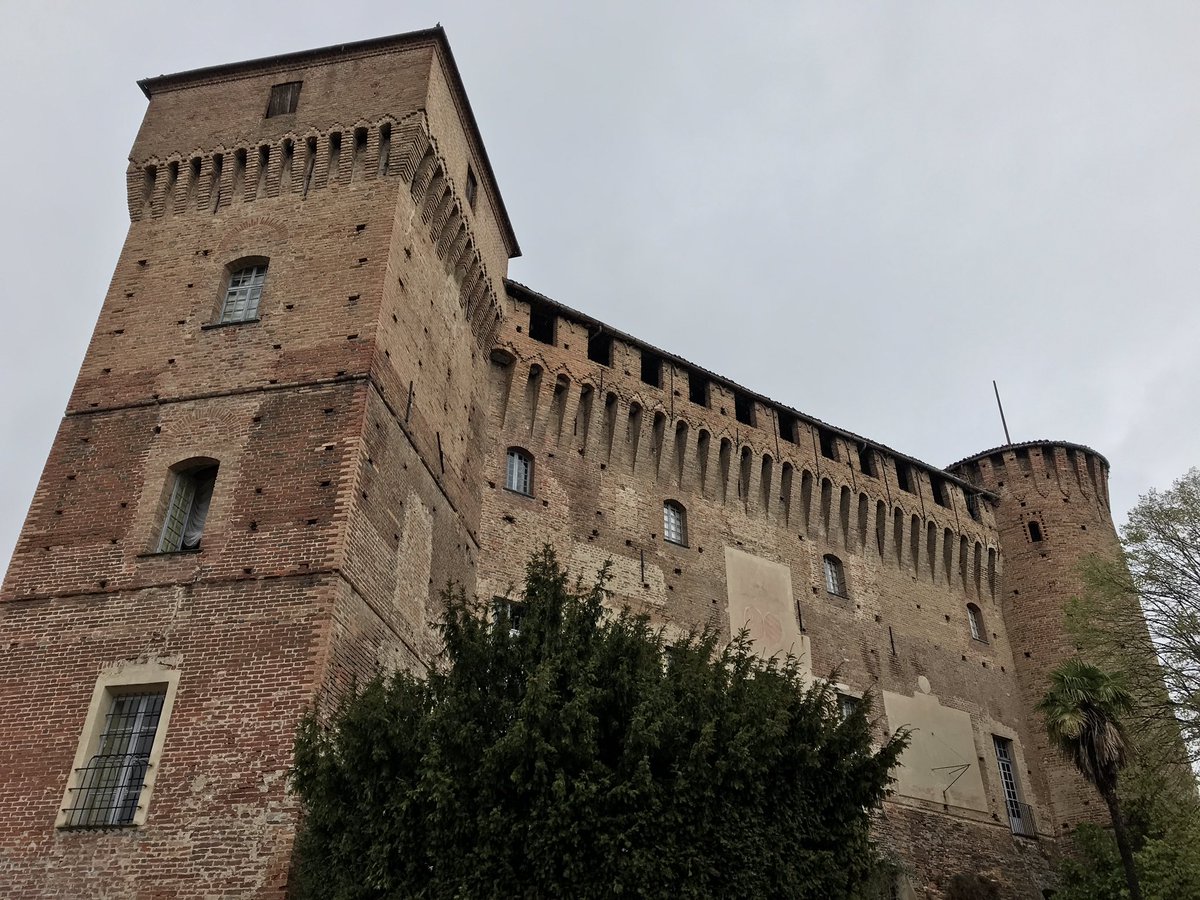 Borghi autentici, terre coltivate, castelli e merende sinoire: ecco cosa fare nel #Roero in 36 ore
👉 bit.ly/2KnLZNd

#viaggi