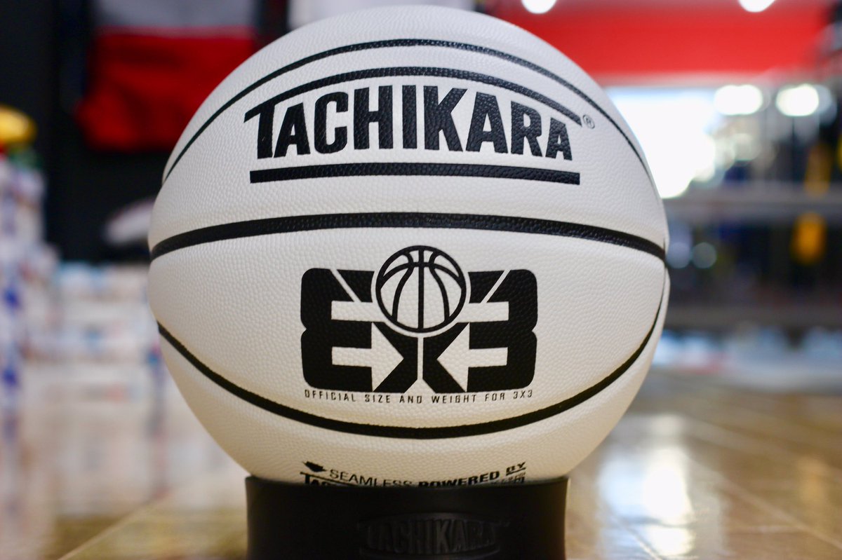 バスケ専門店 Slam Auf Twitter Tachikara タチカラの3x3専用ボールも店頭にご用意しております 正式規格である6号球サイズ 7号球重量の公式球です 3x3に興味ある方はぜひチェックしてみてください T Co Ygv2xj1ts1 Slam船橋店 スラム