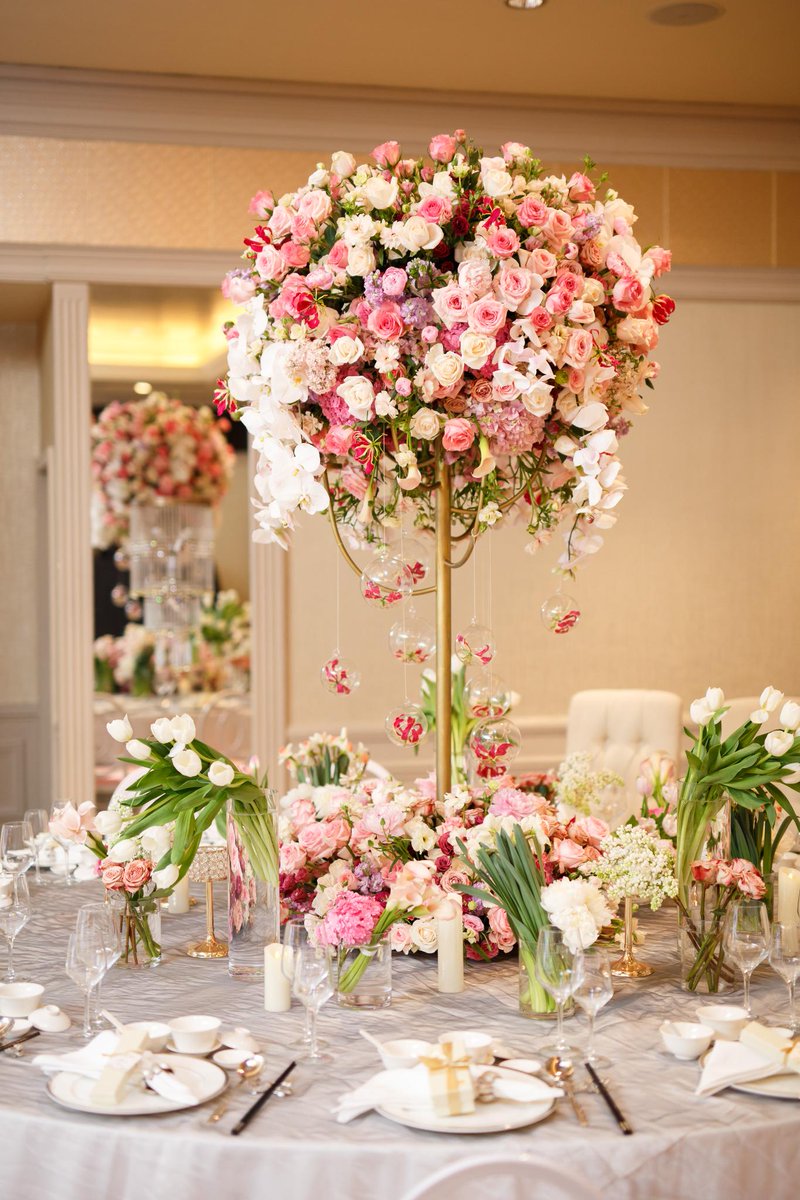 MO_SINGAPORE's tweet photo. Fall in love with our timeless elegant décor at our Wedding Showcase on Sunday, 25 August. #WeddingsbyMOSIN #MOdetails #WeddingsbyMO https://t.co/6FpT7w9Mwx