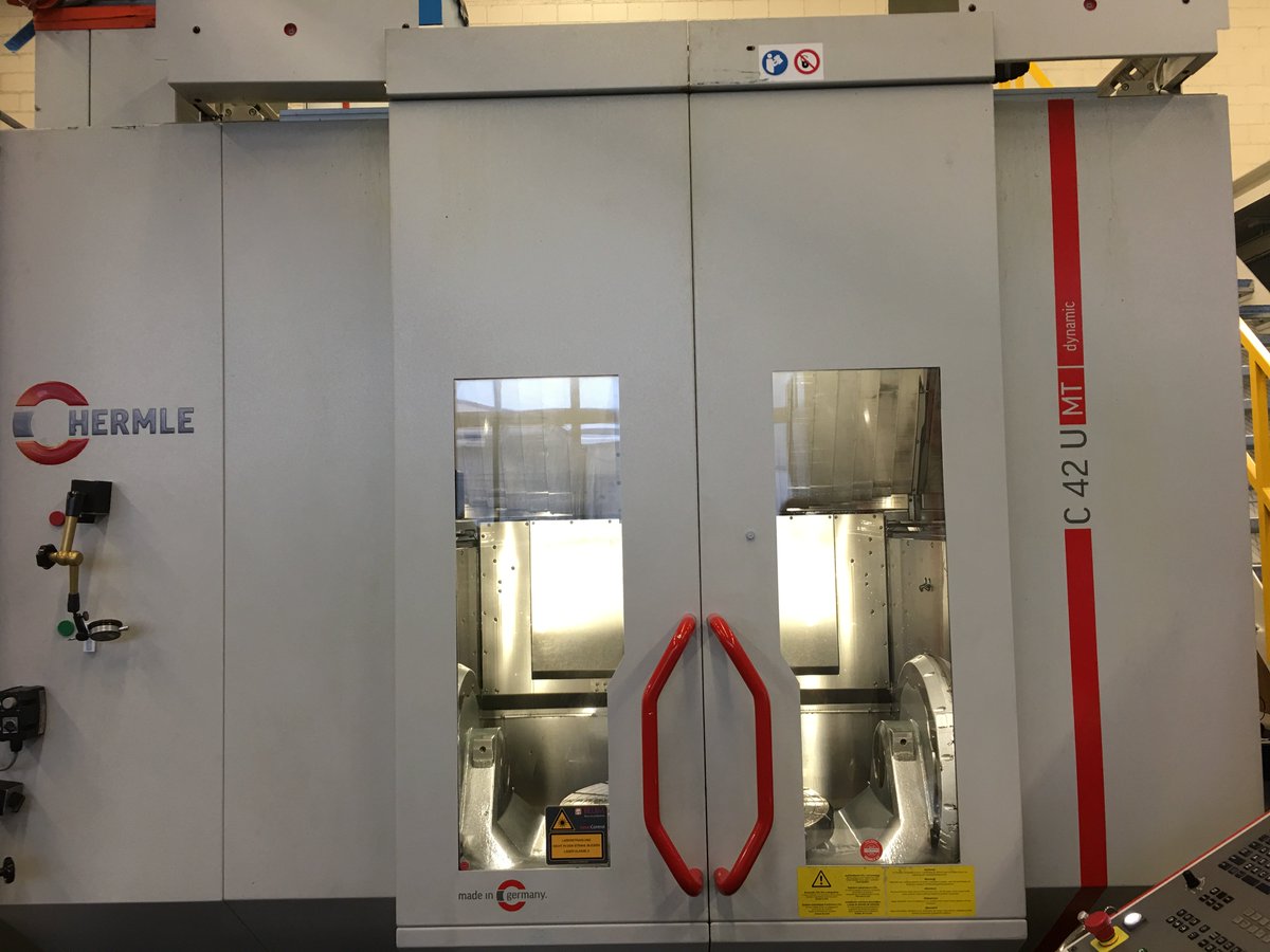 Bearbeitungszentren, die Ihnen beispiellose Flexibilität ermöglichen. Wir haben Zuwachs erhalten mit neuen Bearbeitungszentren zur 5-Achs-Bearbeitung. Die Präzision eines Bearbeitungszentrums ist von entscheidender Bedeutung. iasa-ag.ch