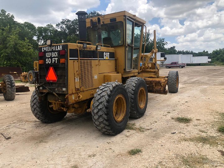 MicoEquipment's tweet photo. 1997 #Cat140H #GraderForSale at $58000
Hours:11381
Serial #:2ZK02828
Description: High pro cab, Good Glass, Seat, 17.5X25 Tires, Nice Clean work ready machine.
Phone:  +1 281-531-1515
Email: sam@micoequipment.com
https://t.co/RMRsY5eFzA
#graderforsale  #cat140h   #catgrader140h https://t.co/Ptz3D7RHk8