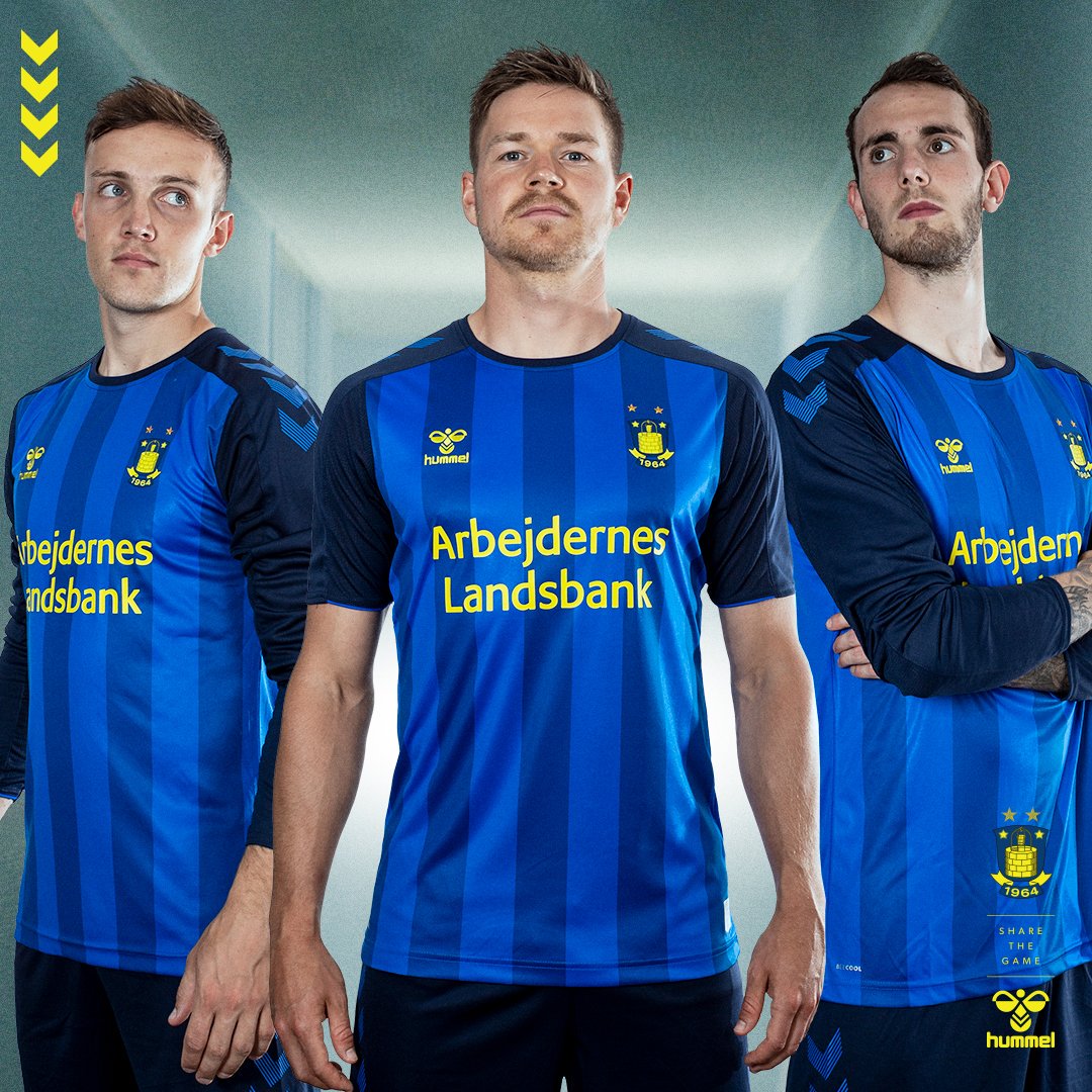 hummel on X: "Presenting the @BrondbyIF away kit 💙💛 A tribute to the massive crowds of fans always the club. Everywhere and anywhere. #hummelsport #brøndby https://t.co/r1VbL3sbip" / X