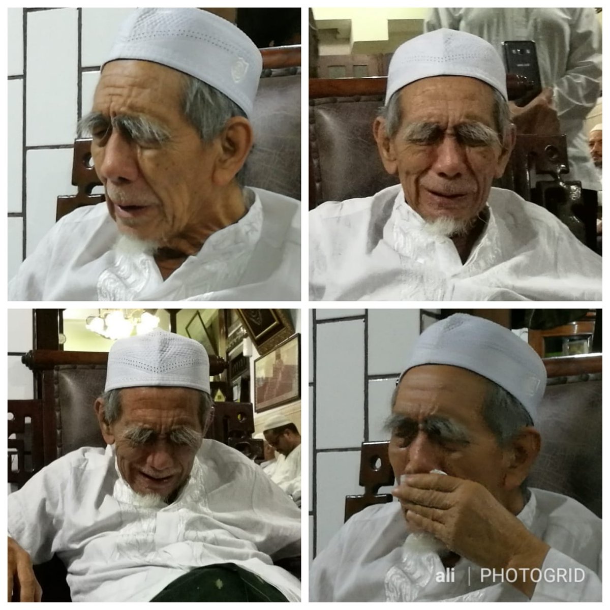 Ini foto alm KH Maimoen Zubair yg ter-sedu2 mendengar salawat Nabi yg dilantunkan Haddad Alwi di kediaman beliau, bbrp tahun lalu. Foto diambil adik saya yg berada dlm rombongan Haddad Alwi saat itu. Allah ciprati kami dg berkah beliau &amp; tunjuki kami kebaikan dg kehormatan beliau