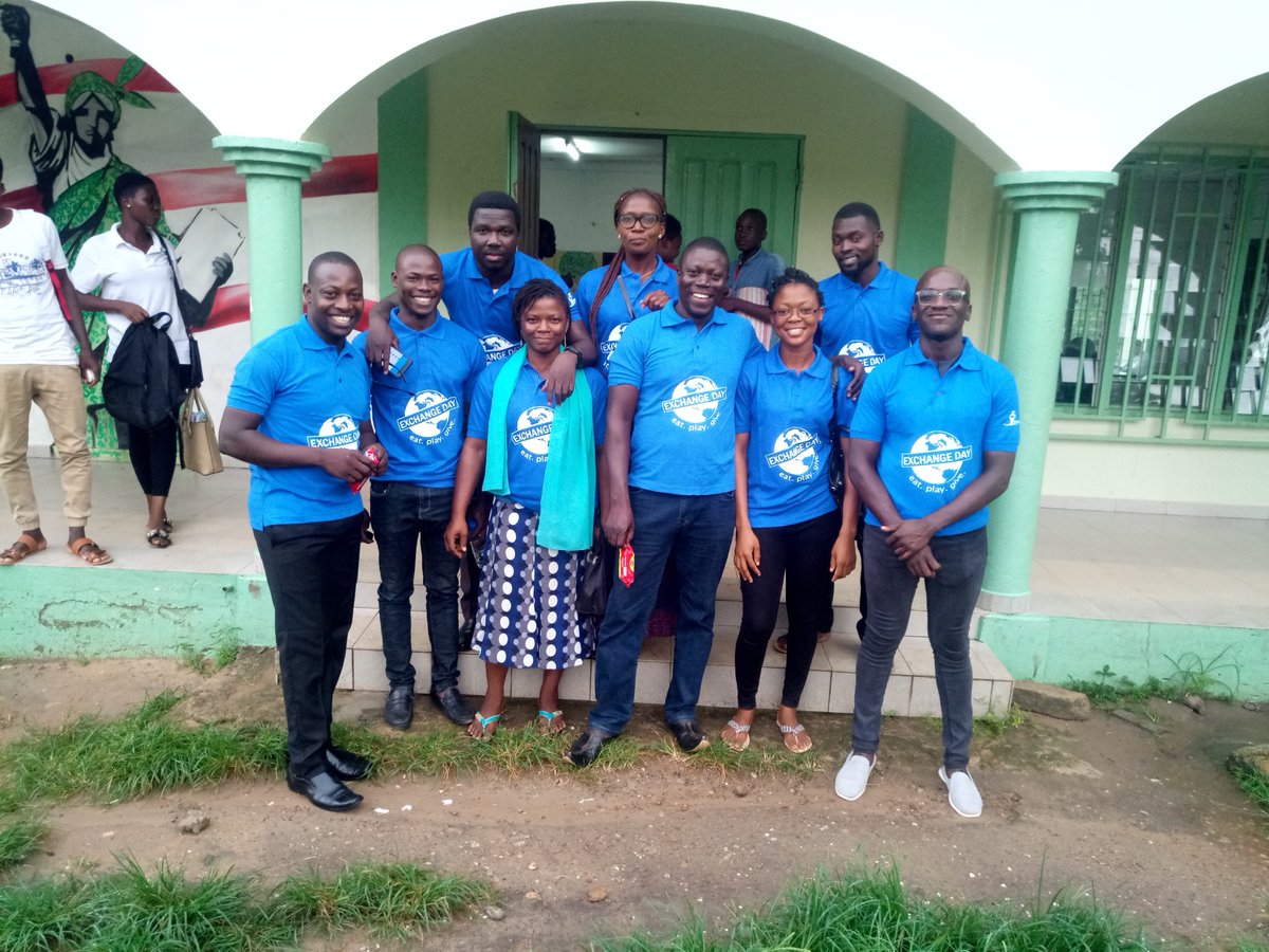 edulcodtogo's tweet photo. Elated to have celebrated the #ExchangeDay2019 here in #Togo #CelebrateExchangeDay #EatPlayGive #EDULCODTogo #Education #Access #ExchangePrograms https://t.co/v46zylTAeG