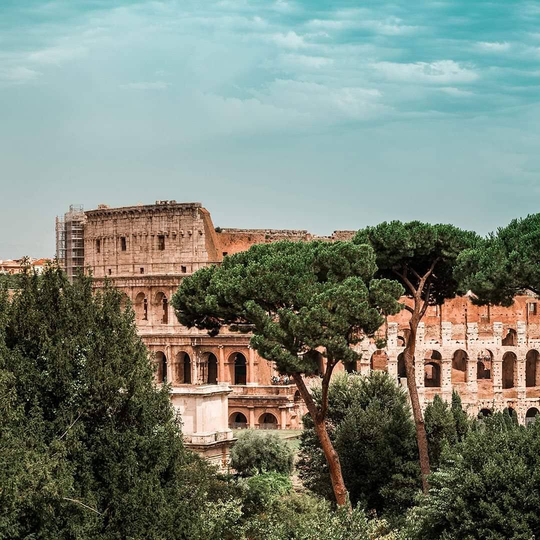 CheapiFlyFares's tweet image. Snap up an @emirates Rare Fare now, and save on airfares to #Europe, the #UK and #Dubai ✈️🙌🙌. 

With fares starting from only AUD 1,199* (return), the world has become a little smaller ❤. 

Hurry, offer ends 26 August 2019 👉 ifly.net.au/emirates #travel #cheapflights