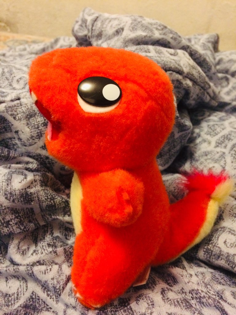 ToastyRaincloud's tweet photo. Is it at all possible to nominate my Screamander as @BabeyoftheDay? 🔥😱🦎❤️

Thank you, Screm appreciates it ❤️ https://t.co/ybuTyf5DrE