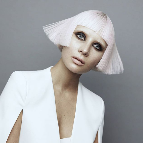 ProHairMag's tweet photo. BOLD āŖ
.
.
Credit to @rosallieasmar
"My second style that I made during the shoot for my winning award for Vidal Sassoon "
#prohairshares #professionalhairdresser #hairdressing #hairdresser #stylist #hairideas #photoshoot #catwalkhair #modelhair #inspirationĀ #bob #avantgarde https://t.co/9DD9D0Nfxr