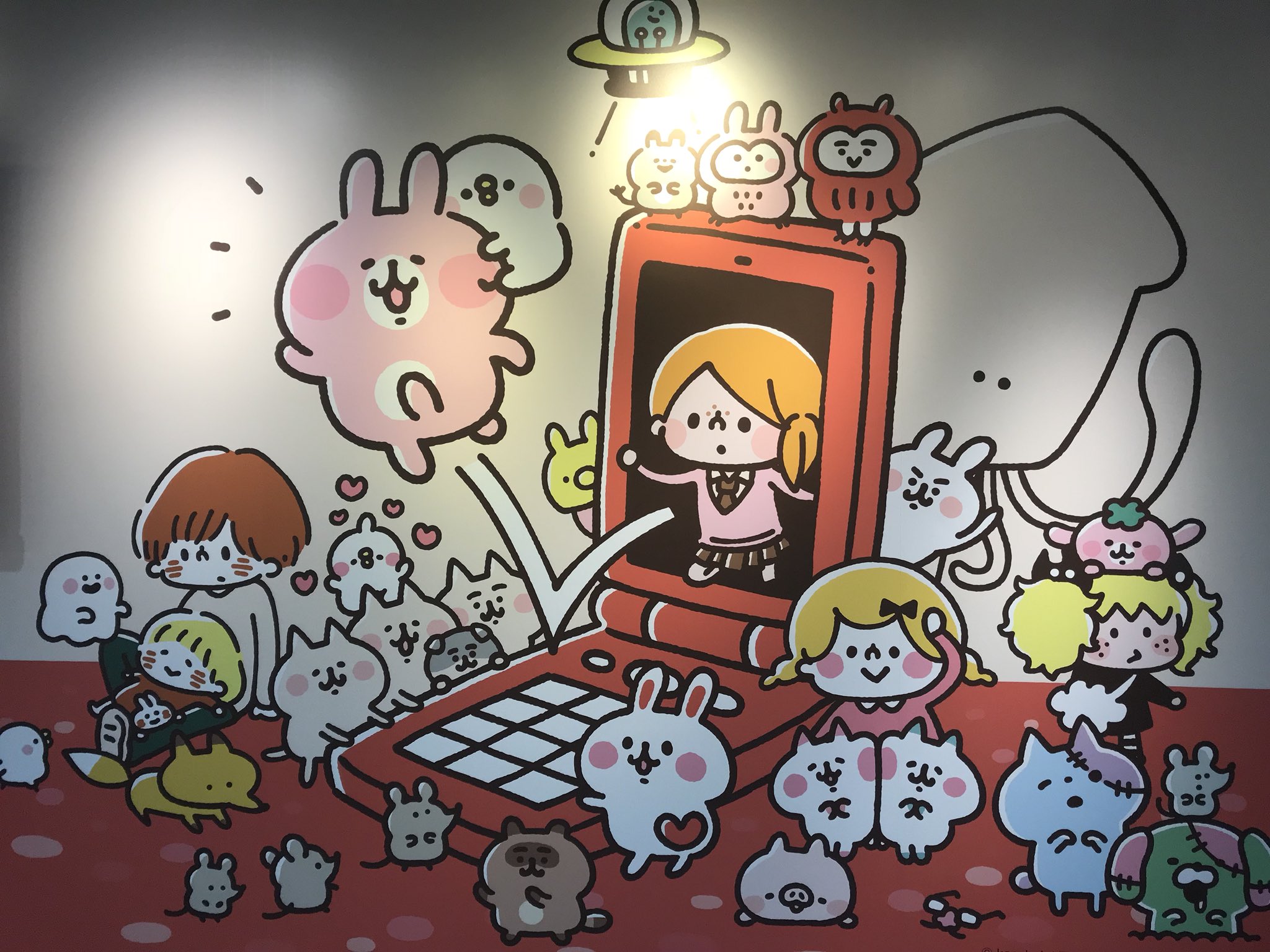 تويتر みいな على تويتر こないだカナヘイ展に いってきた 8 カナヘイといえば壁紙 イラスト って感じだったけど 漫画もいっぱいあって おもしろかったー ガラケー時代はもちろん 今もpcの壁紙はカナヘイの ๑ ˊ ˋ๑ T