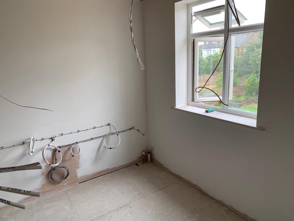 ConstructionDTS's tweet photo. Nice job ongoing... the internals of an extension at a commercial premises in #Hanwell. From plastering, to wiring and painting. π #DTSconstruction #DTSElectrical #TuesdayMotivation https://t.co/OH2Ub0sbyr https://t.co/ZZYfi7nFkl