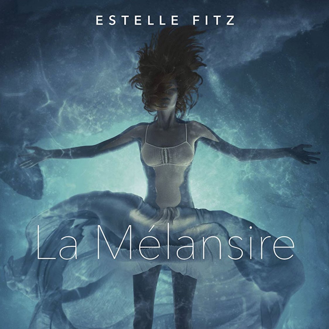 .@estellefitz a annoncé que son premier roman « La Mélansire » sortira le 4 septembre prochain. Déjà disponible en précommande. 📖🧜🏼‍♀️