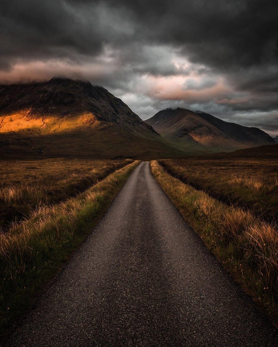 Another magical day in the #Highlands! 😍✨ #ScotlandIsNow 📍 #GlenEtive 📷 IG/shadyron74