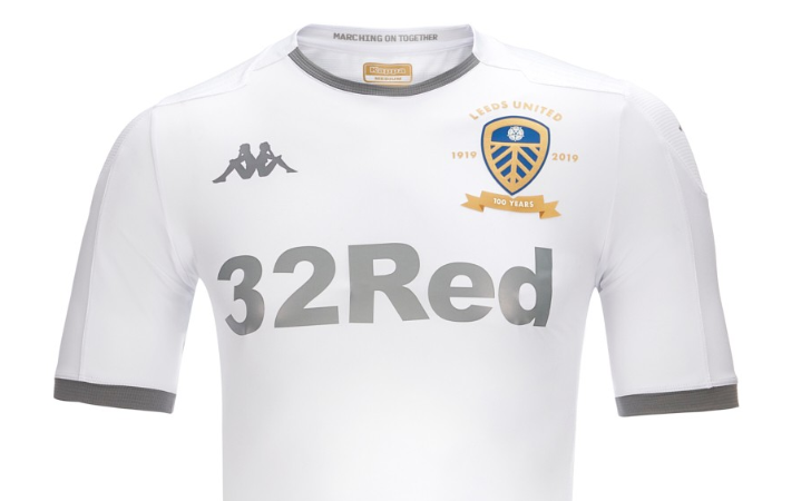🚨 Leeds fans! 🚨

We have a pair of tickets to giveaway for Saturday’s game against Nottingham Forest at Elland Road.

For your chance to win, just RT &amp; follow.

Best of luck!

<a href="/LUFC/">Leeds United</a> 

T&amp;C’s: 32red.com/terms/32red-so…