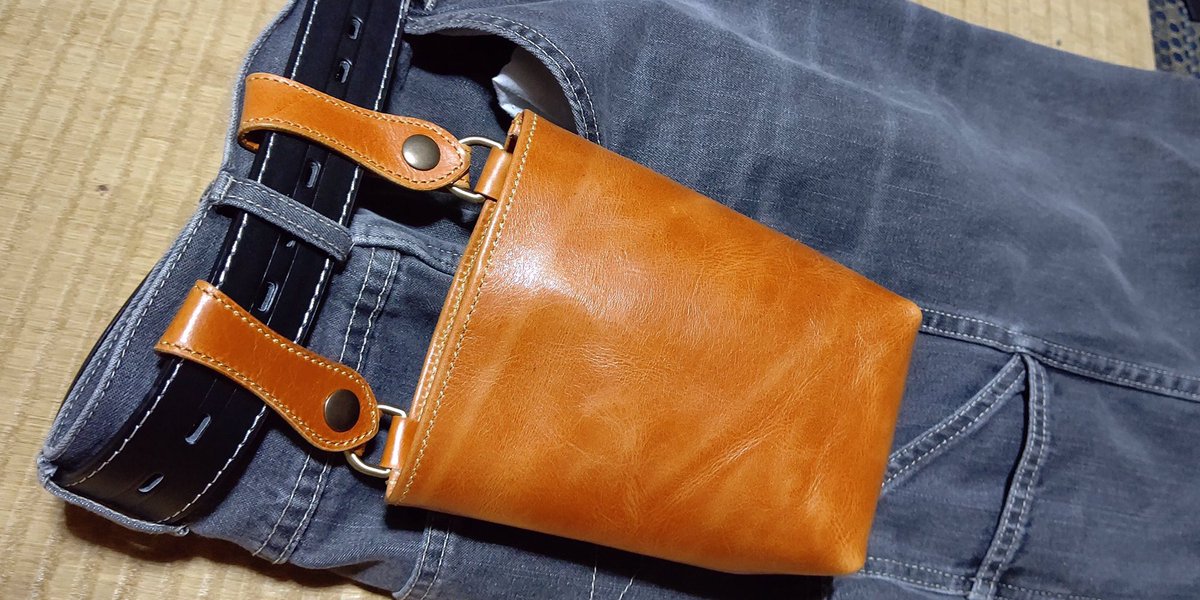 jinkichi_main's tweet image. うぷぷ😁
おにゅうの買っちゃった〜💸
今までのスマホポーチの常識が…(笑)
便利そう〜💕
#DAYSART