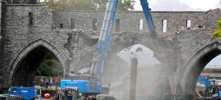Arch_Revival_'s tweet photo. Good things are easily destroyed, but not easily created.

Pont de Trous, Belgium, 1281 - 2019 https://t.co/R8z3iWPuOH