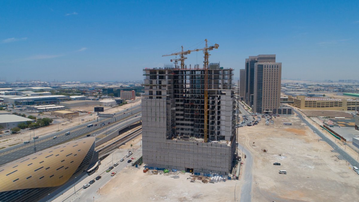 dayofdubai's tweet image. Construction Milestone For Azizi Aura In Jebel Ali Reached 60%, Says Azizi Developments bit.ly/2OQTRJo
#dubaiconstruction #dubaidevelopments #projectstructure #dubaimetrostation