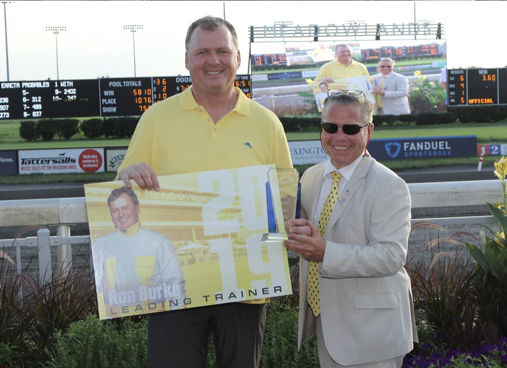 Congratulations to our leading trainer of the meet @RonBurkeRacing 🥇

#PlayBigM #leadingtrainer #harnessracing