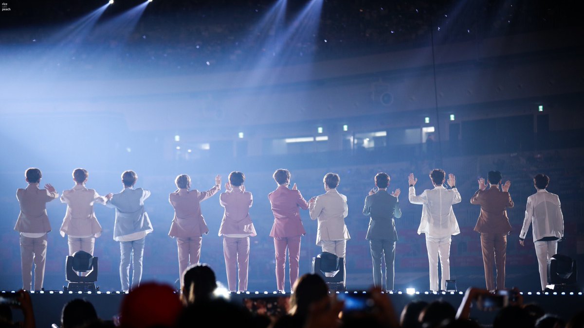 L_I_Niel11's tweet photo. 우리원이주년축하해오늘만기다렸어
#우리워너원_이주년_축하해
우리원도워너블도행복하기만했음좋겠다
#TwoYearsWithWannaOne 
우리원도워너블도정말많이고마워요 https://t.co/IMcFQeVilk
