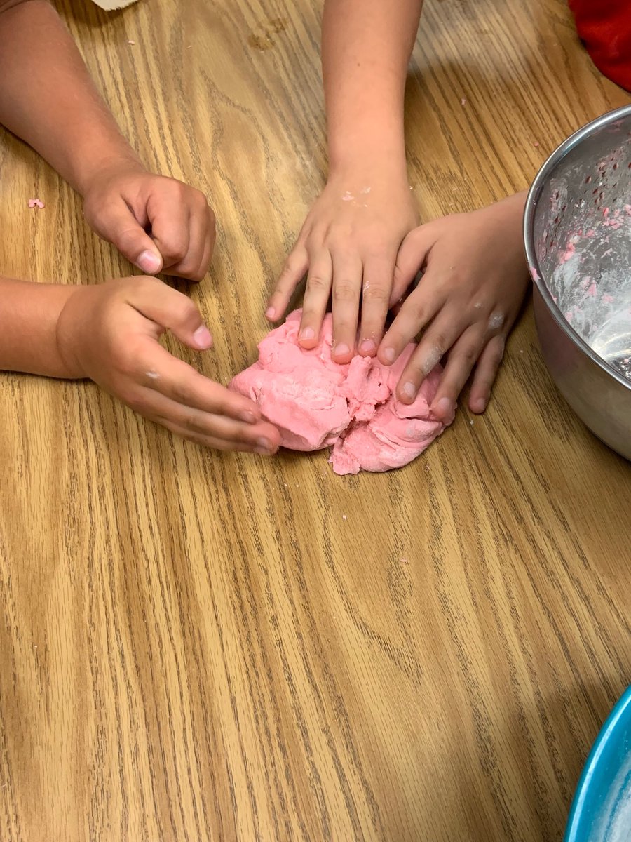 MaryBegley2's tweet photo. STEM Camp day 2 Shout out to @Walmart for the paint sticks to create guitars! Rock on! #bridgebuilding #makingp laydough @SDMAOnline https://t.co/RpumlSEykP