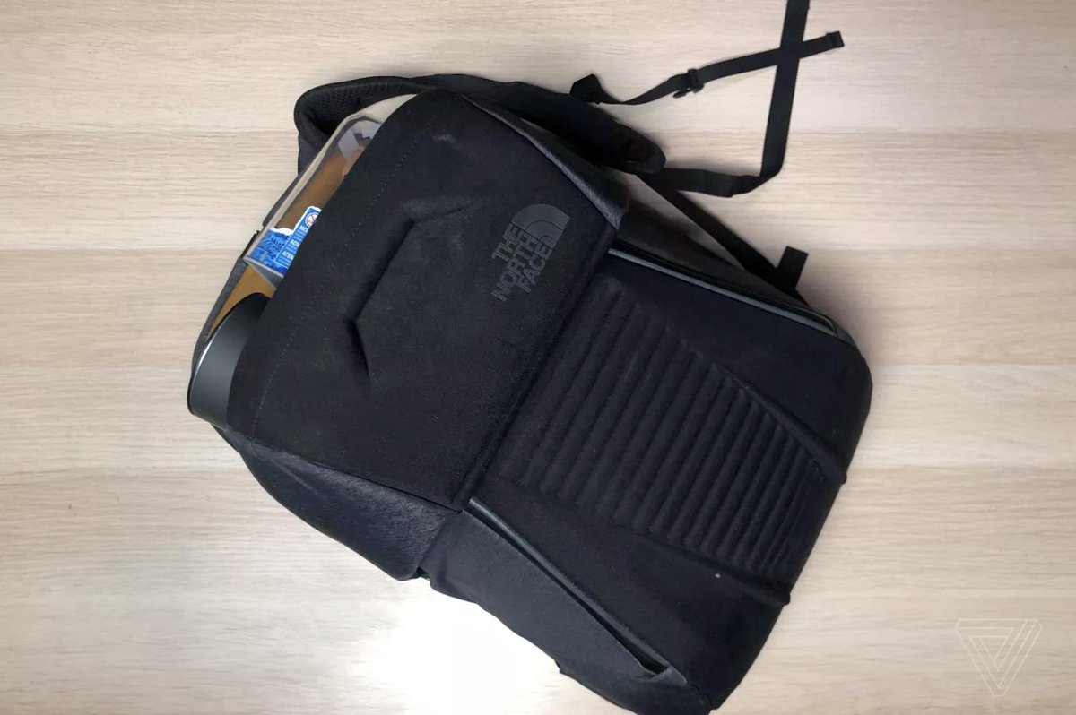 VergeDeals's tweet photo. Win a mystery bag from The Verge!
https://t.co/WQR2XjJydN https://t.co/vsyZMFnk8u