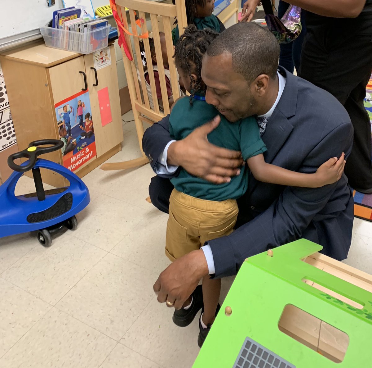 When you have a wonderful school superintendent that will help a PreK student conquer his first day of school! #awesome #MCPSS #SuperitendentThreadgrill #wonderfulleader #LeinkaufPreK #FirstDayOfSchool #leadingbyexample