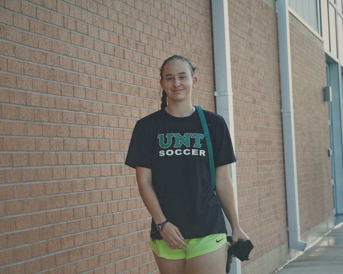 MeanGreenSoccer's tweet image. Walking out on to our new field for the first day of training.
#GMG #R6ad 🏆⚽️