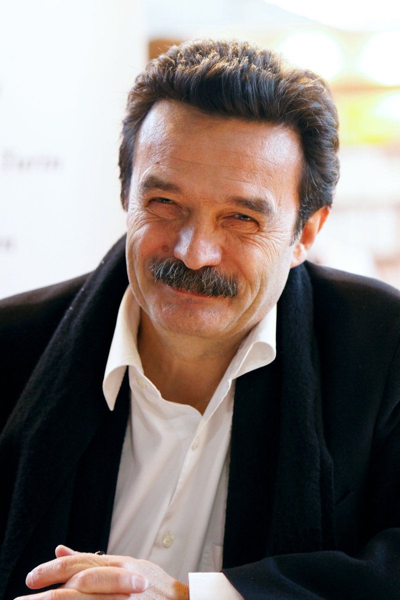 Asteazken goizean, Frantzian kazetaritza independentearen ikur den <a href="/Mediapart/">Mediapart</a>-eko <a href="/edwyplenel/">Edwy Plenel</a>  gure gomita izanen da. "De Rugy afera" plazaratu duen hedabideak klase politiko eta mediatikoarengandik kritikak jasan ditu. Prentsaren rolaz ariko gara  8etatik aitzina <a href="/euskalirratiak/">Euskal Irratiak</a>