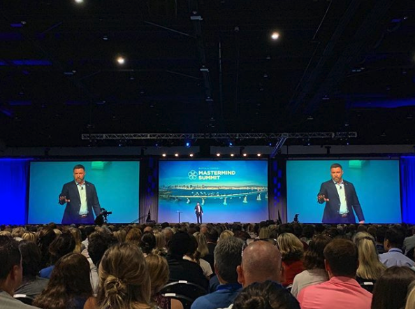 HeroSpeaker's tweet photo. Yesterday was incredible! Had a blast w/ 4,000 of my friends & real deal #heroes at @buffiniandco’s #MasterMindSD! Thank you to @brianbuffini for having me. Appreciate y’all being such a great audience!! #BeTheHero #YourCapeIsShowing #StayExtraordinary!!! https://t.co/L21552UADM