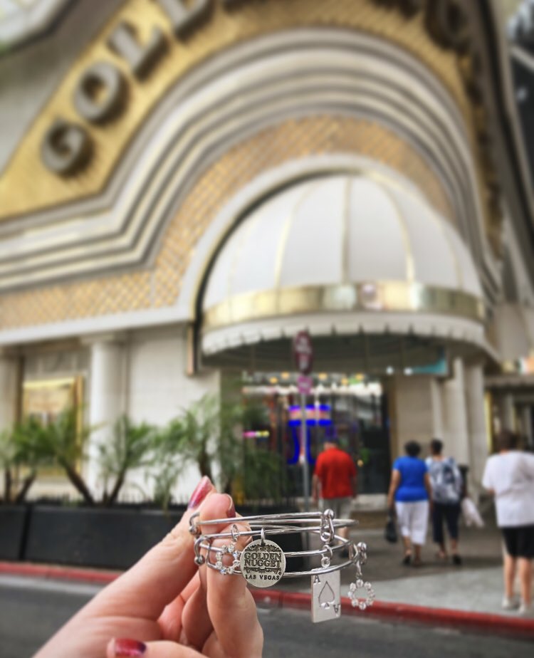 Golden Nugget LV tweet media