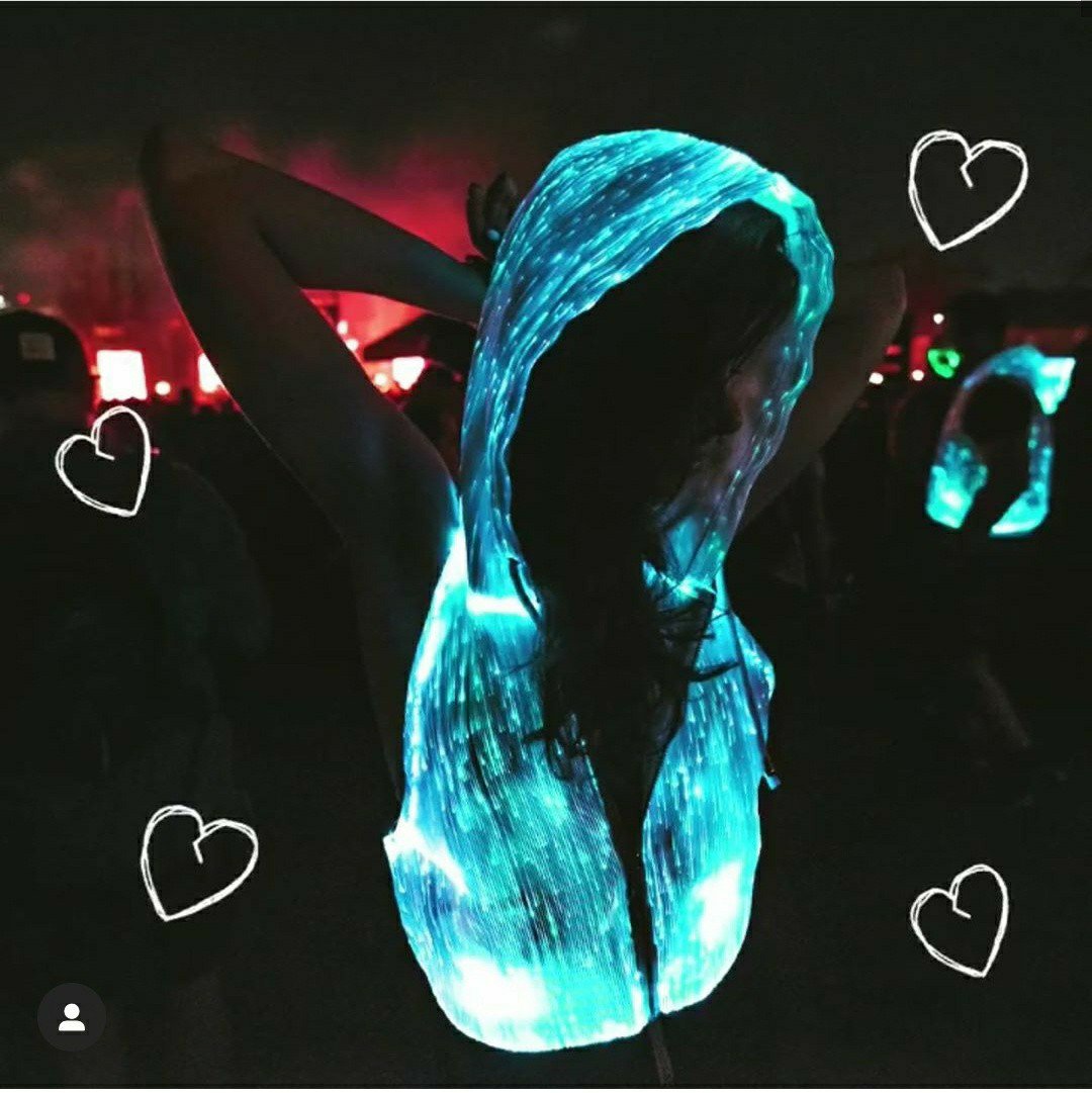 Fibre optic tech for EDM style! #trèschic 
Check out <a href="/Inlighten_co/">Inlighten Wearable Tech</a> 🔥🇨🇦
#edm #edmlifestyle #edmfestival #canadiandesigner #torontodesigner #canadafashion #toronto #vancouver #montreal #create #fashion
#wearcanadaproud #madeincanada #designer 
#sale #musicfestival