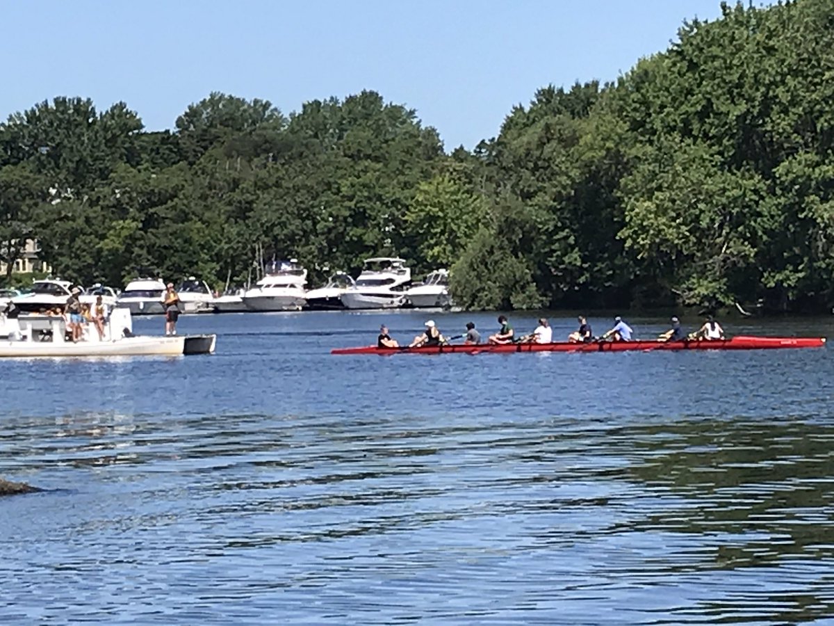 IRLatCRI's tweet image. #2020Fellows and #CoachBode breathing in that sunshine and #rowing air! They’re out coaching Summer practicums w/ @criboston #Learn2Row and Skills Clinics this month! #FirstStrokes #RowingChangesLives #RowingForAll #Boston