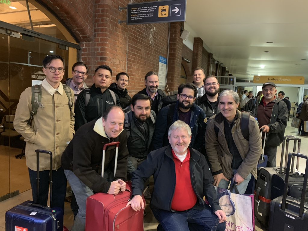 EdelweissK's tweet photo. We arrived at Buenos Aires, the third stop of #GroundbreakersTour! @oracleace @OracleDevsLA @uyoug @ar_oug @laouc @groundbreakers https://t.co/Nv0dSPRKxj