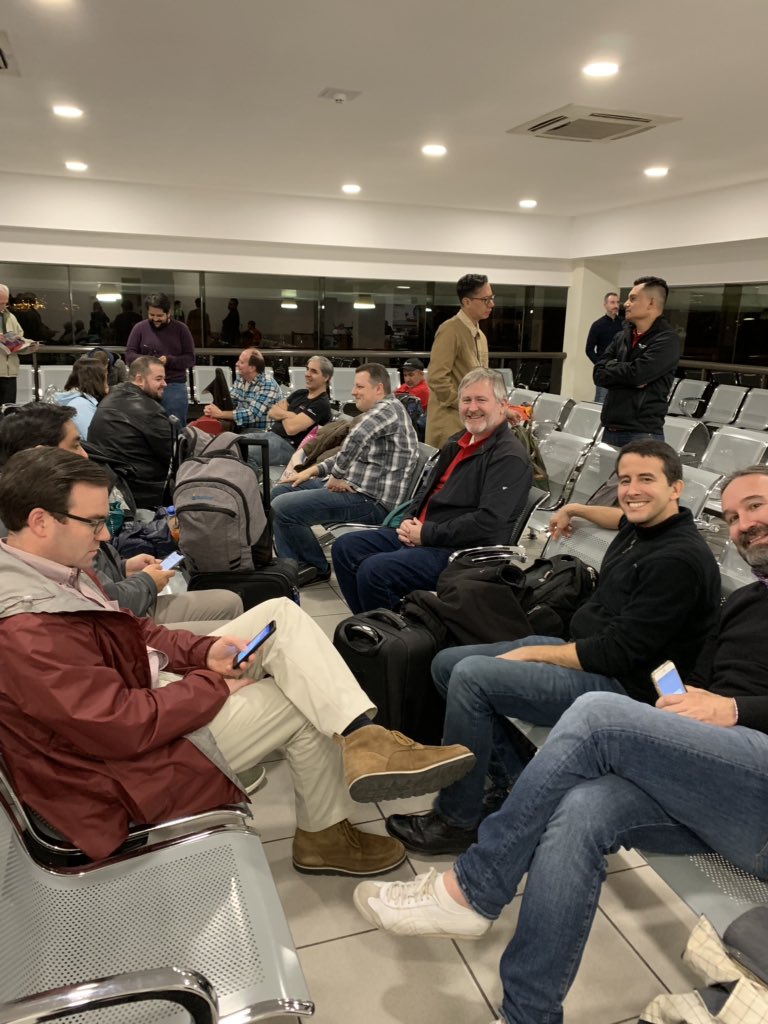 EdelweissK's tweet photo. We arrived at Buenos Aires, the third stop of #GroundbreakersTour! @oracleace @OracleDevsLA @uyoug @ar_oug @laouc @groundbreakers https://t.co/Nv0dSPRKxj