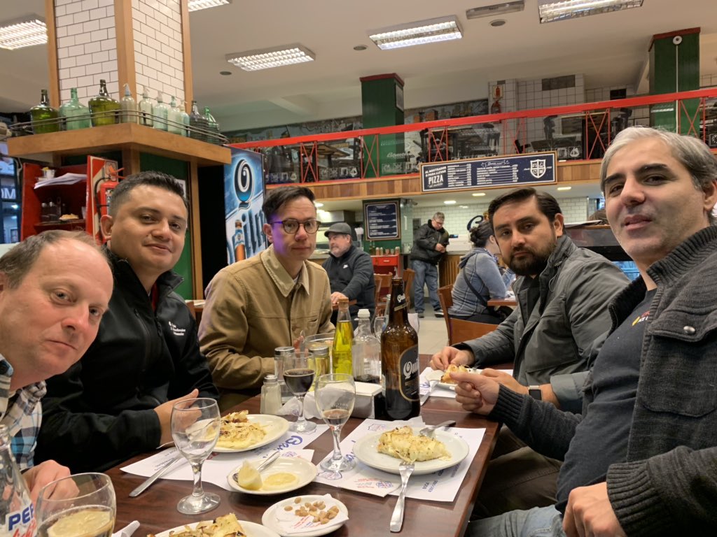 EdelweissK's tweet photo. We arrived at Buenos Aires, the third stop of #GroundbreakersTour! @oracleace @OracleDevsLA @uyoug @ar_oug @laouc @groundbreakers https://t.co/Nv0dSPRKxj