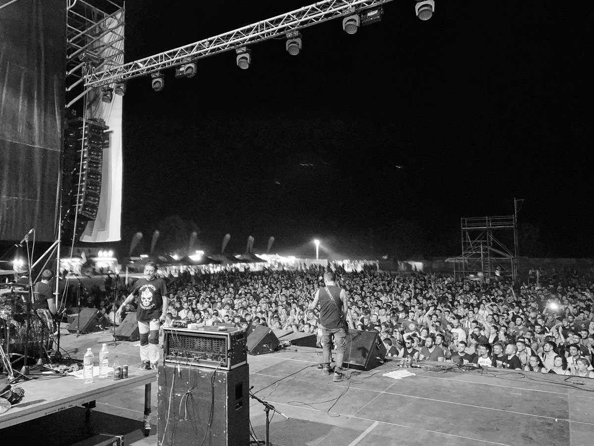 kcps73's tweet photo. @LOSGATILLAZO en el @Shikillofest https://t.co/wN1LHtiyZ6
