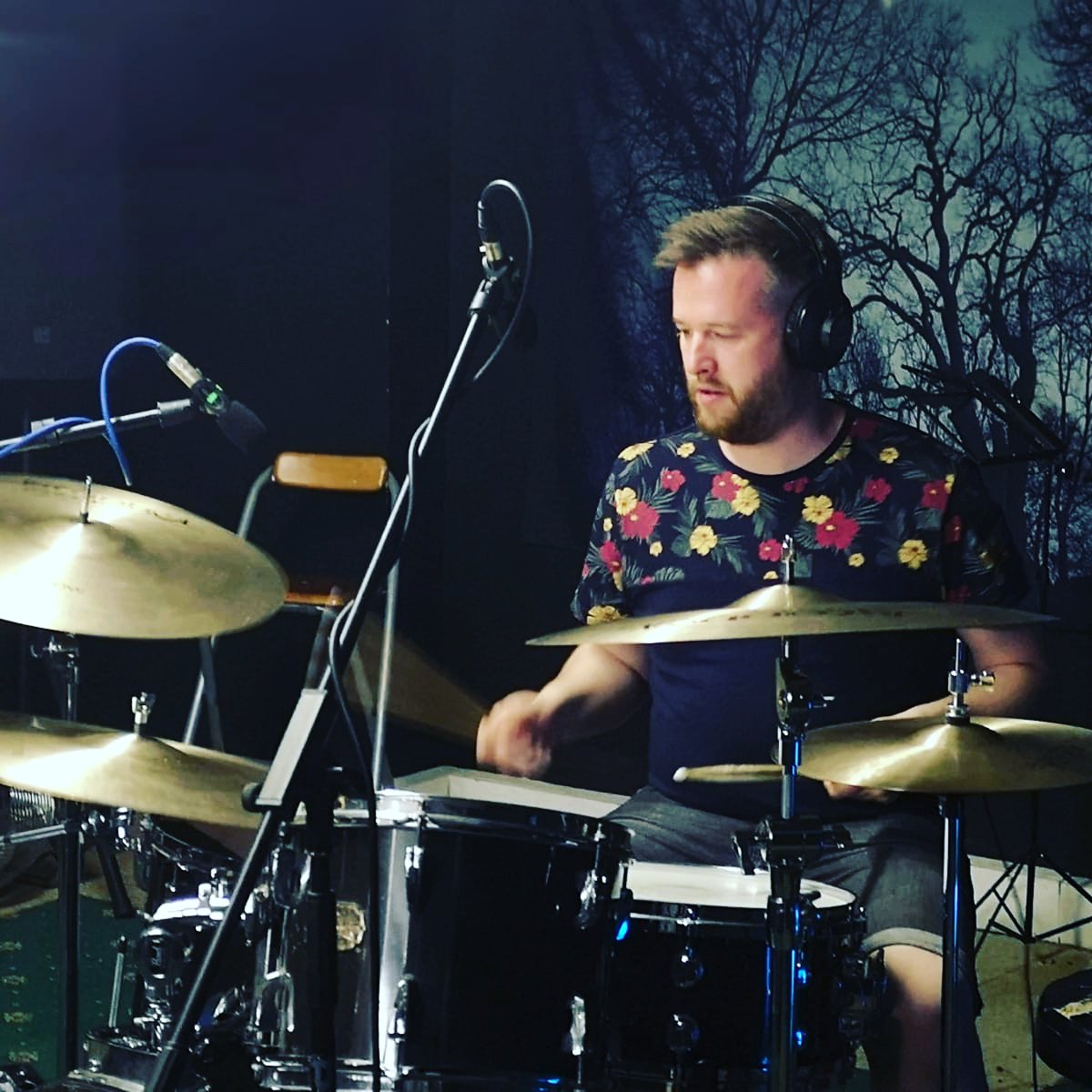 Album recording underway

#recording #recordingstudio #drums #newmusic #teesside #supportlocal