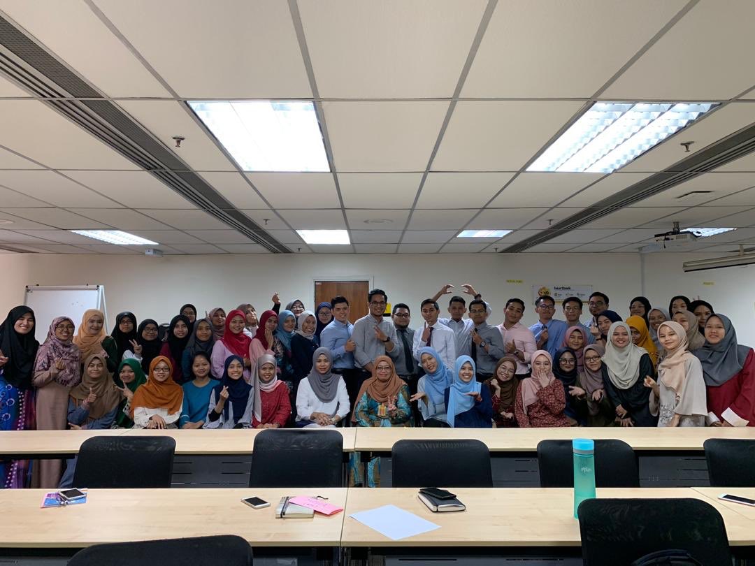 helloyayar's tweet photo. Memories stay forever #boosterprogramme 🥰 https://t.co/POCntDlZrs