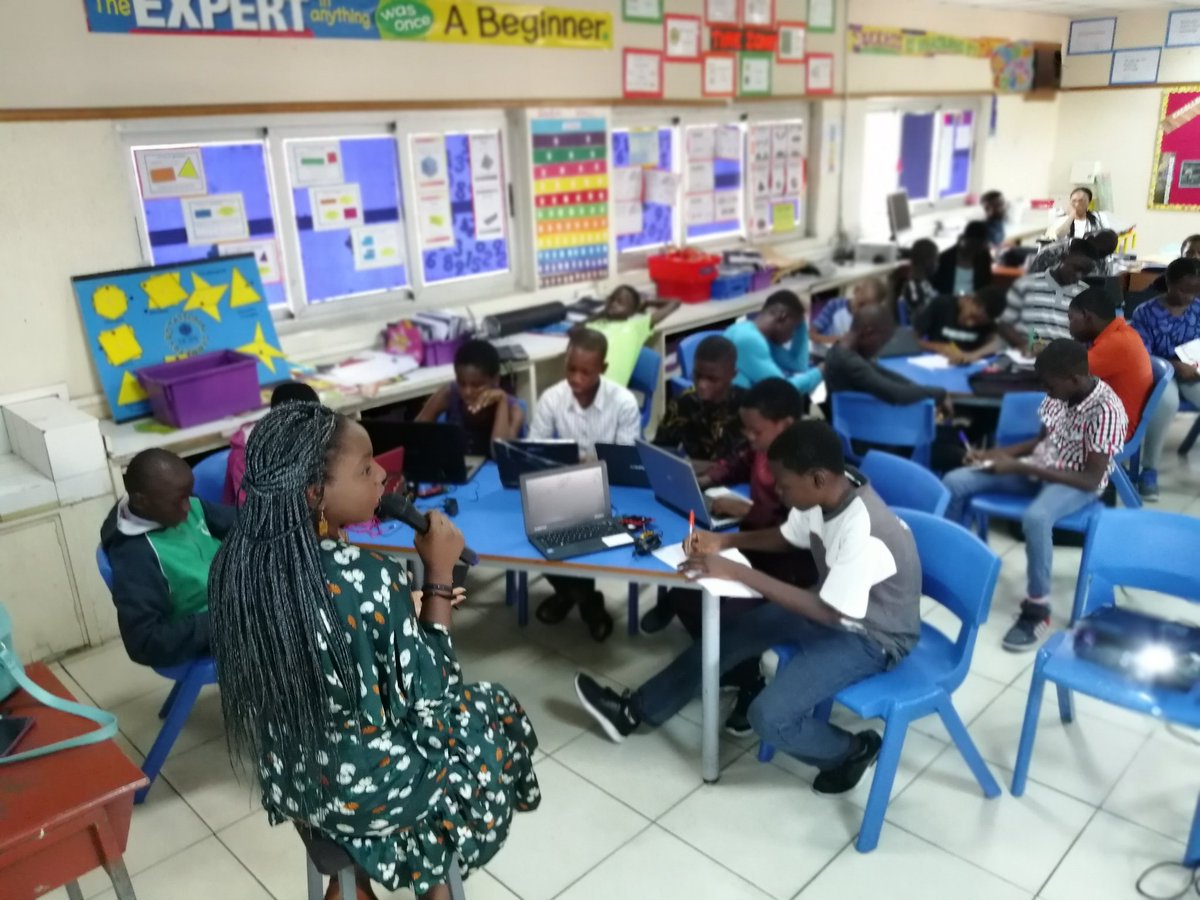 Edufirstng's tweet photo. #Codefunky 2019 Summercamp Day 2...

Tele Williams-Aina @TeleWilliams) taking the kids on the "Leader in you". https://t.co/JF0mf5ZSzW