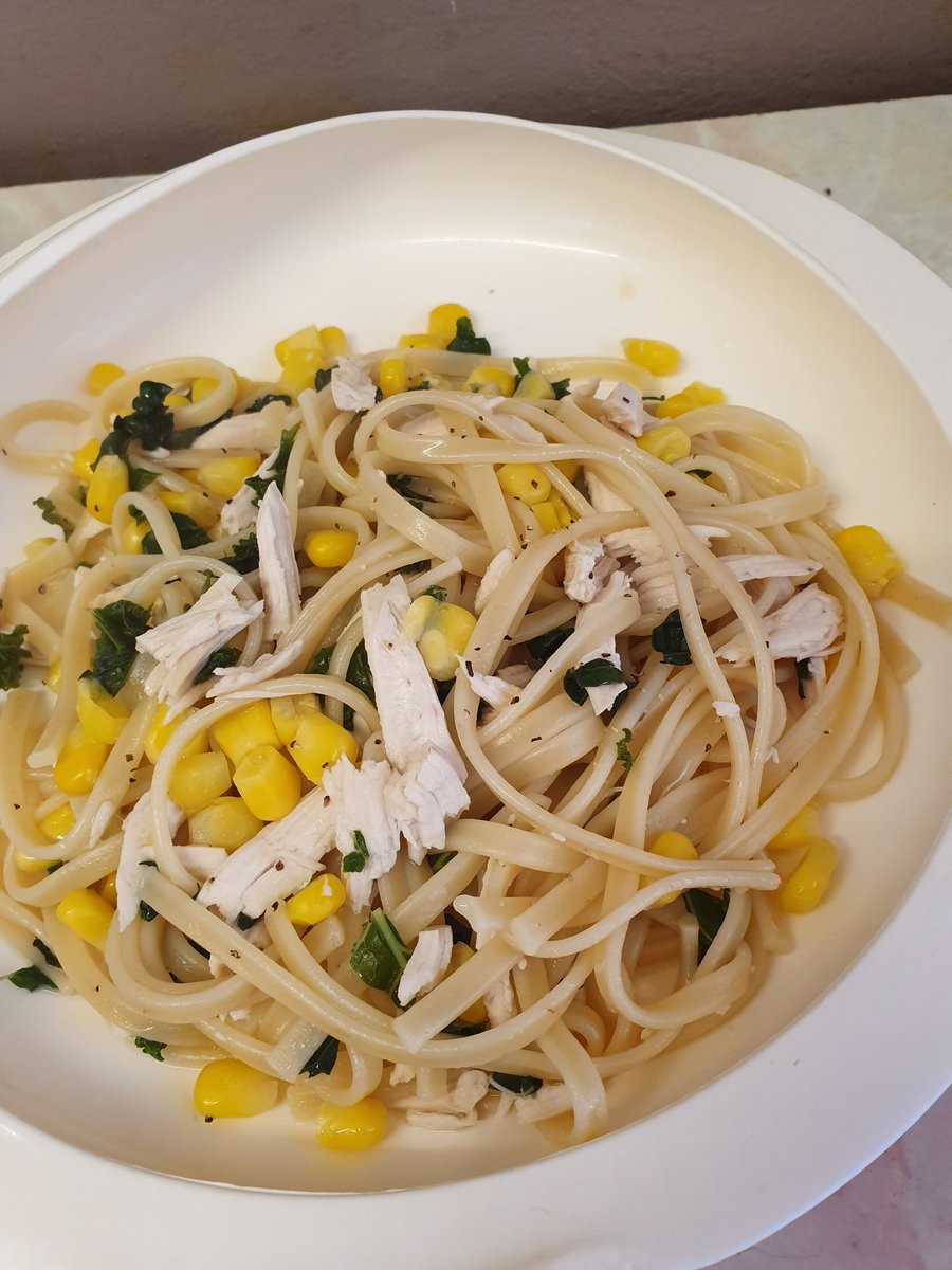Maryriddell4's tweet image. My Daughters passion for food is inspiring ♥️ with a few adaptations she's made chicken,kale and sweetcorn linguine #dakotasmum #independance #inclusivecooking #healthyeating #send #familytime