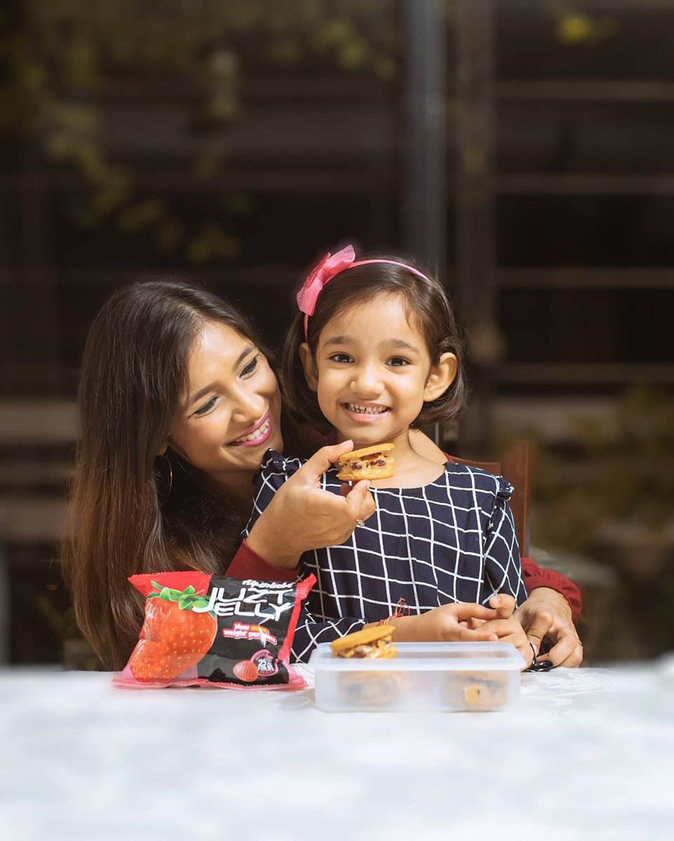 #Travelling with a #toddler can at times become a bit difficult especially if the journey is long. Carry enough #snacks so that your toddler doesn't gets cranky because of #hunger. A wide variety of non-messy, #toddlerfriendly  #food is what you should carry. 

#toddlerfood
