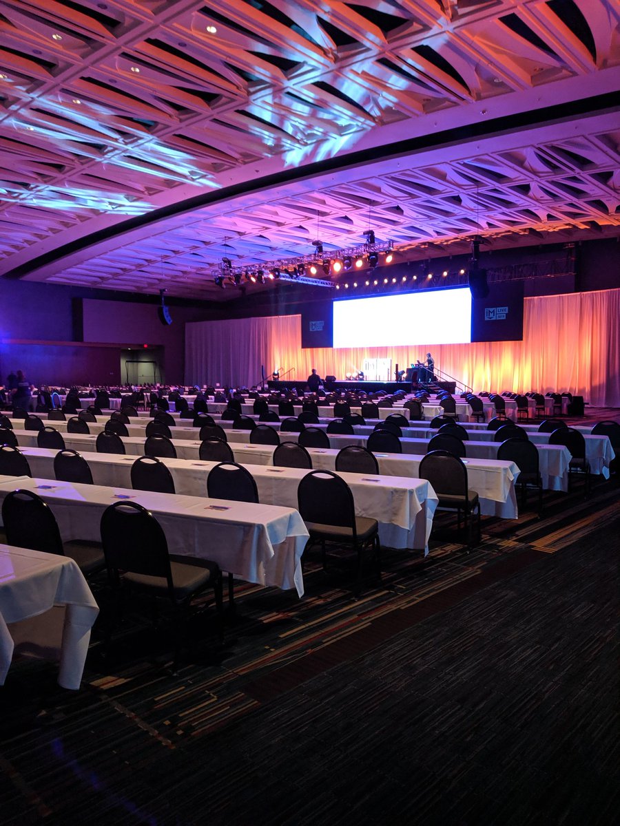 #IMLive19 venue on 🔥