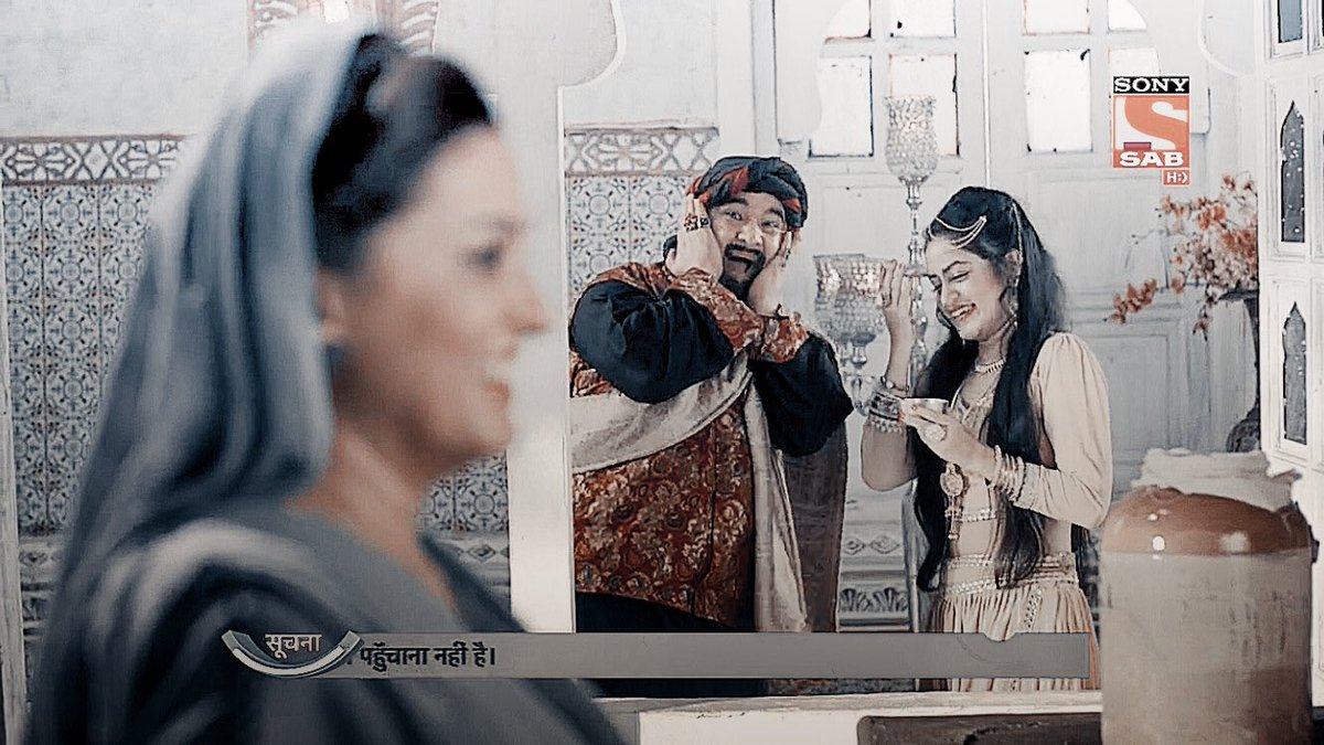 AlasmineEdits's tweet photo. Ginus expressions are meme worthy 

#AladdinNaamTohSunaHoga #AladdinOnSab https://t.co/w6q2v9fLUI