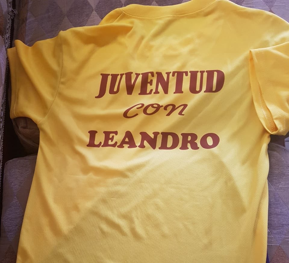 LeandroNuevaGen's tweet photo. La juventud de Santo Domingo Norte está decidida firmemente en salir a las calles y recuperar lo que le pertenece, por un ayuntamiento que involucre jóvenes  y los apoye.
Vamos rumbo a la alcaldía de SDN a trabajar junto al pueblo.
#LeandroAlcaldeSDN 
#ElCambioALaNuevaGeneracion https://t.co/0opZl1P0q5