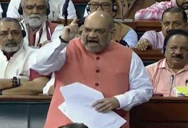 HeyVivekk's tweet photo. #kasmirintegrated
#KashmirHamaraHai
#ShameOnCongress
Friend - Kya kr skte ho apni crush ke liye
Me- https://t.co/bNA1wTD9LB